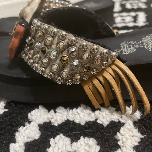 Rustic Rose size 7. - Picture 1 of 6